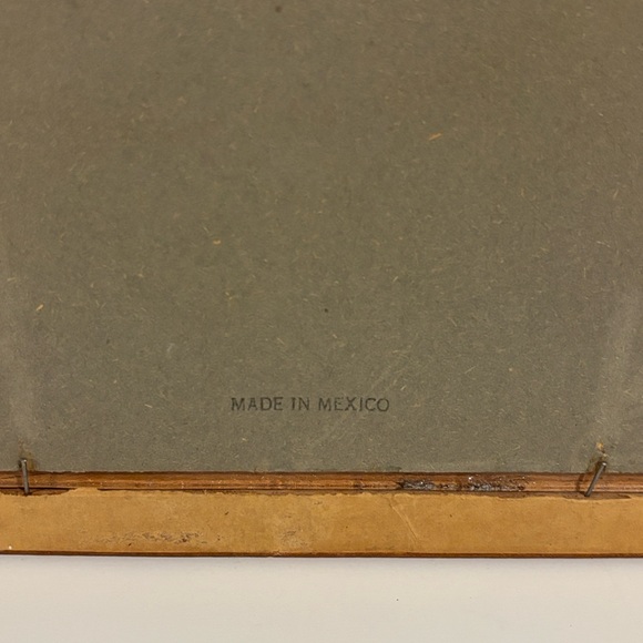 Vintage Mexican feather art bird paintings carved wood frames SET OF TWO 12X10 - Picture 9 of 14